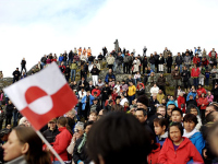 Asistentes ao acto en Nuuk