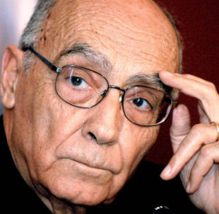 Saramago, nunha fotografía tirada hai uns meses